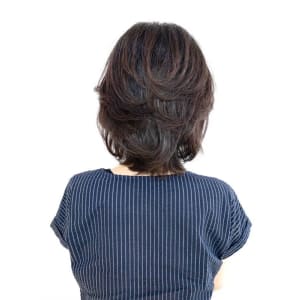 レイヤーカット/ミディアム/ウルフ/小顔/30代40代50代