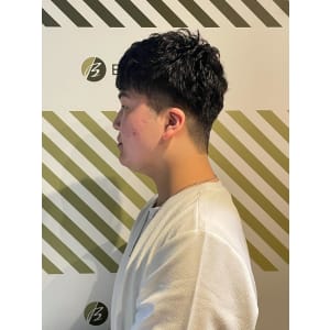 大人の刈り上げスタイル【BARBER-BAR】 - バーバーバー赤羽【バーバーバーアカバネ】掲載中