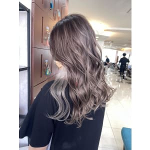 バレイヤージュシルバーベージュインナーカラー2238