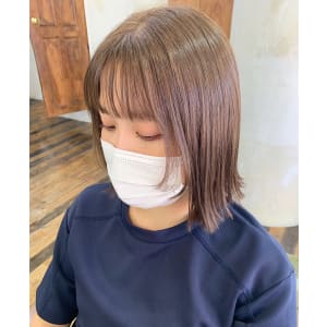 個性派顔まわりレイヤーボブ 