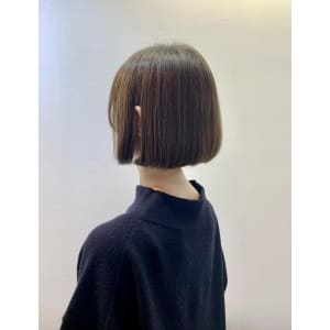 * Miik.*　丸みベージュボブ
