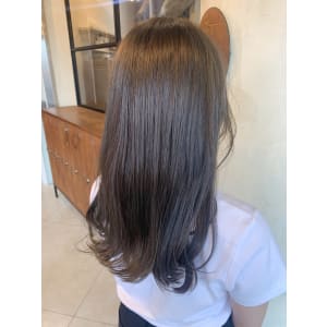ツヤ髪オリーブグレージュ