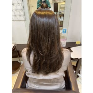 予防美髪イルミナカラーで髪質改善中