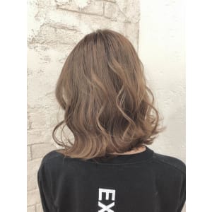 ベージュ10代/20代/30代/￥8800