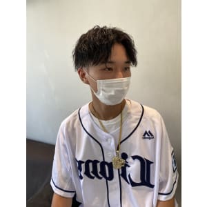 センターパート×ツイストスパイラル