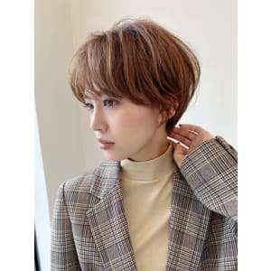 sheta /AI 大人パーマ　小顔ショートボブ