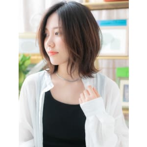 大人かっこいいアシンメトリーミディアムボブ くびれヘア - COVER HAIR bliss 北浦和西口店【カバー ヘア ブリス】【カバー ヘア ブリス キタウラワニシグチテン】掲載中