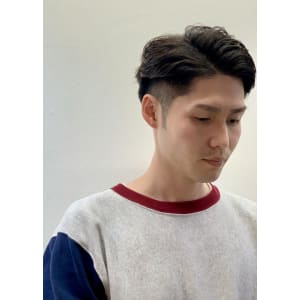 * Miik.*　アップバングビジネススタイル