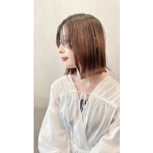 【岡田スタイル】切りっぱなし外ハネ×ベージュ - RuLaN【ルラン】掲載中