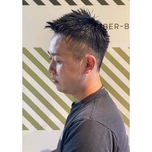 大人の刈り上げスタイル【BARBER-BAR】 - バーバーバー赤羽【バーバーバーアカバネ】掲載中
