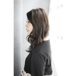 20代30代40代　流れるような美形ロング【松山】
