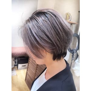 バレイヤージュショート　
