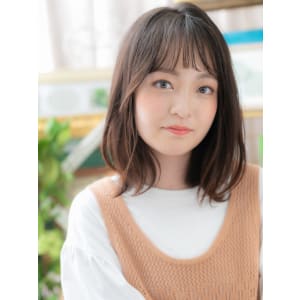 黒髪グレイアッシュ小顔透け感エアリーミディ 　うる艶髪