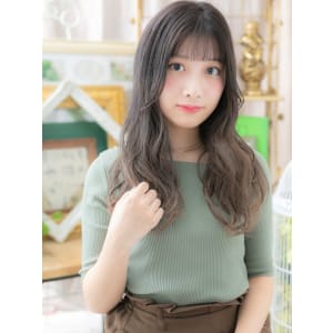 くすみカラーくせ毛風透けバング小顔大人巻き　カーキアッシュ