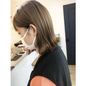 ハイトーンボブ