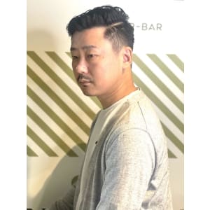 大人のサイドパートスタイル【BARBER- BAR】 - バーバーバー赤羽【バーバーバーアカバネ】掲載中
