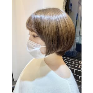 【sheta/表参道】丸みが可愛いおとな小顔ショートボブ