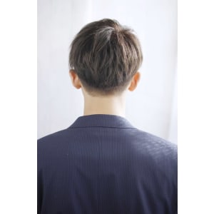 20代30代40代　ムードをプラス・コンマヘア【松山】