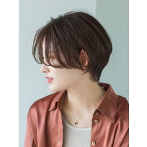 【sheta/表参道】丸みが可愛いおとな小顔ショートボブ
