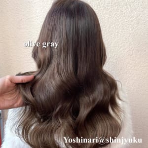 Wワット新宿担当ヨシナリ＊Olive gray