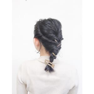 お呼ばれや結婚式に★編みおろしヘア