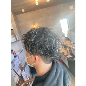 メンズツイスパハイライト - BRaeVE hair design【ブレイブ　ヘア　デザイン】掲載中