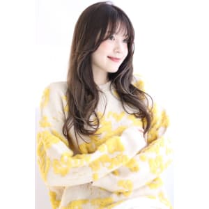 20代30代/抜け感ヘア/冬カラー/グレイアッシュ