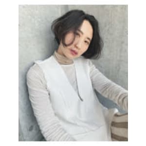 丸みがかわいいショートボブ