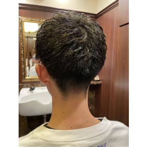 ヒロ銀座ツーブロックスタイル