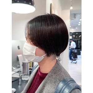 【sheta表参道】カットでつくる横顔美人小顔ショート