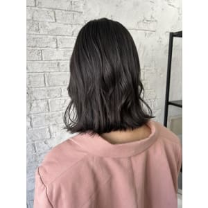 冬カラー　辛いアッシュ4018