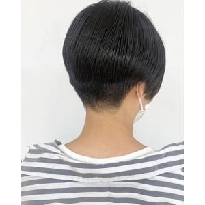 黒髪/ショート/刈上げ/小顔/グラデーション/20代30代 - QUALIS 上福岡店【クオリスカミフクオカテン】掲載中