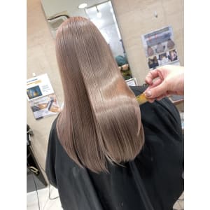パールベージュストレートヘア髪質改善2257