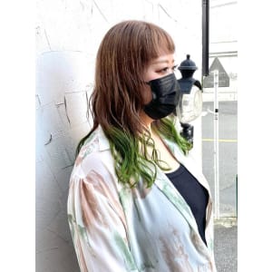 イエローグリーン・グラデーション裾カラーTOPココアブラウン - hair&make egerie【ヘアアンドメイクエジェリ】掲載中