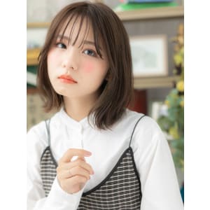 大人ハイライトシースルーバングくせ毛風ロブ　透けバング