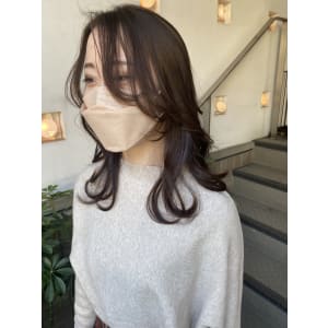 フェミニンなレイヤースタイル - HAIR&MAKE STUDIO MIMURO【ヘアメイク スタジオ ミムロ】掲載中