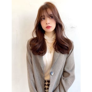 シースルーバングが可愛い韓国ヘア 