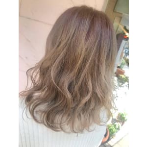 【Luccica】ホワイトベージュ