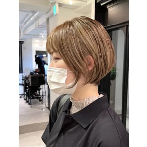 【sheta表参道】カットでつくる横顔美人小顔ショート