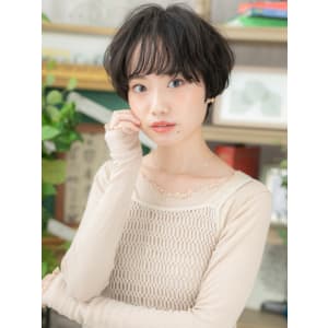 黒髪くすみカラーくせ毛風マッシュショート　大人ボブパーマ