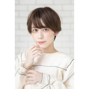 大人かわいいストレートショートボブ