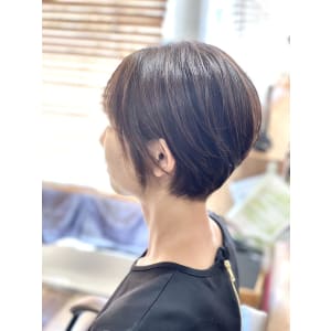 透明感のあるショートボブ