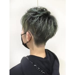 すっきりツーブロックショート