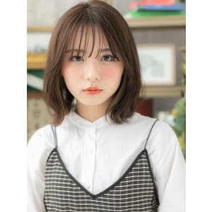 大人ハイライトシースルーバングくせ毛風ロブ　外ハネボブ