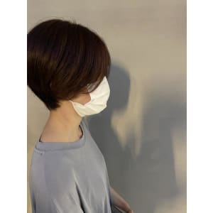 ショートボブ