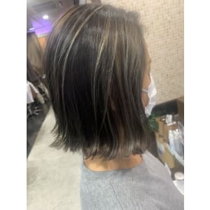 白髪が目立たない！大人ハイライト