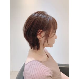 【sheta/表参道】丸みが可愛いおとな小顔ショートボブ