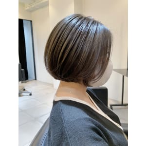 【sheta/表参道】丸みが可愛いおとな小顔ショートボブ