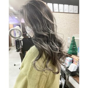 ★細めの筋感で創る上品バレイヤージュ★
