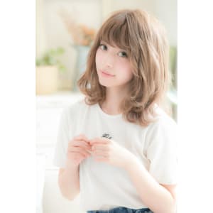 ほつれ小顔ミディ